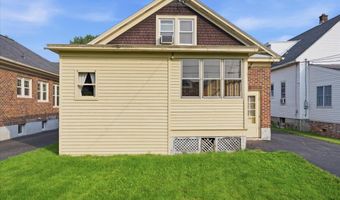 79 Edgecomb St, Albany, NY 12209