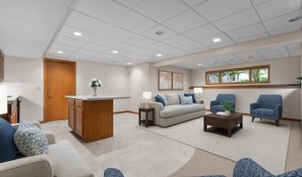 301 E WAYFARER Ln, Appleton, WI 54913