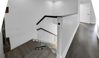 3015 NE 208th St 3015, Aventura, FL 33180