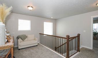 957 W MCKENNA, Bluffdale, UT 84065