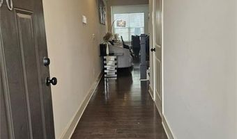 56 Auburn Hill Dr, Auburn, GA 30011