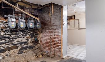 24 Erastus St, Providence, RI 02909