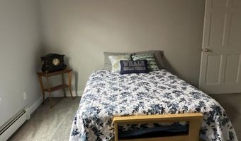53 Lincolnville Ave, Belfast, ME 04915
