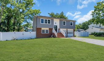 3 Widgeon Dr, Bayville, NJ 08721