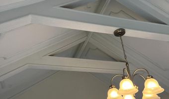 8904 GRANT St, Bethesda, MD 20817