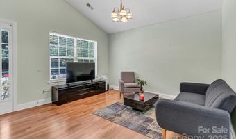 2126 Downing St, Charlotte, NC 28205
