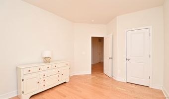 23079 SULLIVANS COVE Sq, Brambleton, VA 20148