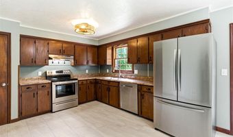 2707 Oakwood Dr, Bardstown, KY 40004