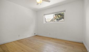 2325 Parkway Dr, Camarillo, CA 93010