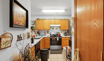 631 Deer Trail Dr, Indianapolis, IN 46217