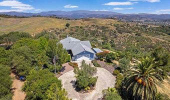 5221 Olive Hill Rd, Fallbrook, CA 92028