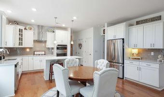 152 Edenton Dr, Barnegat, NJ 08005