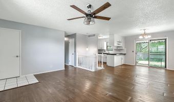 6222 Danbury St, Bel Aire, KS 67220