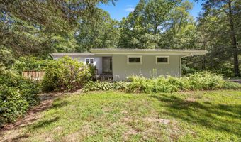 74 Woods Rd, Bethany, CT 06524