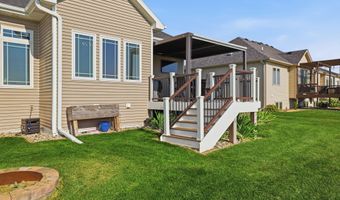3401 Red Fox Rd, Ames, IA 50014