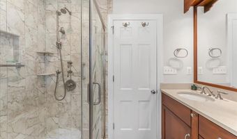 3903 HEATHER Dr, Greenville, DE 19807