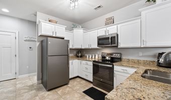 1224 SE Birch Ln, Ankeny, IA 50021