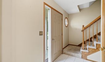 1209 8th Ave SE, Altoona, IA 50009
