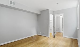 2966 S COLUMBUS St B2, Arlington, VA 22206