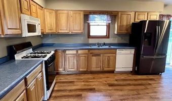 108 Pearl St, Atlantic, IA 50022