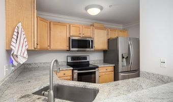 2846 Barclay Way, Ann Arbor, MI 48105