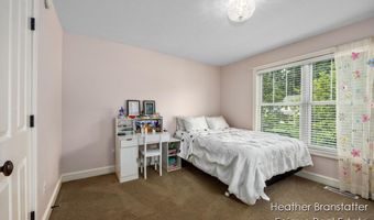 4936 W Village Trl SE, Ada, MI 49301