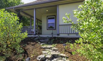 923 Bellview Ave 1, Ashland, OR 97520