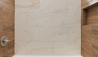 670 Davi's Greenwood Ct, Sinton, TX 79821