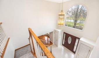 5521 Lohr Lake Dr, Ann Arbor, MI 48108