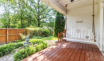 2110 Dena Dr, Anderson, IN 46017