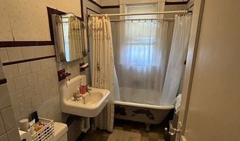 52 Larchmont St, Boston, MA 02124