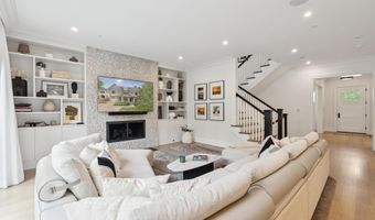 5120 WESSLING Ln, Bethesda, MD 20814