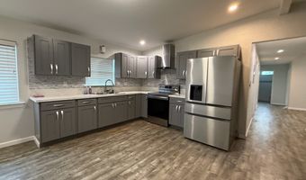 4352 Keaka Dr, Honolulu, HI 96818
