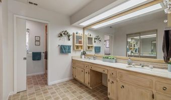 1601 Donalor Dr, Escondido, CA 92027