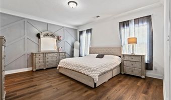 625 HOWARD St, Auburn, AL 36832