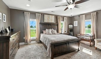 2640 Peru Center Rd, Willard, OH 44890