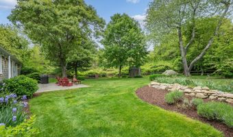 156 Tonela Ln, Barnstable, MA 02630