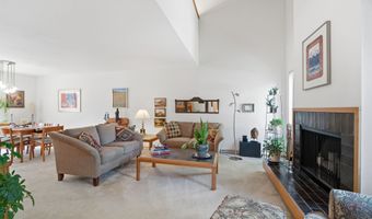 847 E WINDFIELD Pl, Appleton, WI 54911