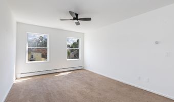 8 James St, Danbury, CT 06810