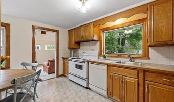 12 Hunt Rd, Bedford, MA 01730