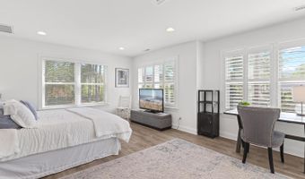 327 OAKWOOD St, Bethany Beach, DE 19930