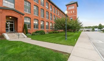 1 Tupperware Dr 326, North Smithfield, RI 02896