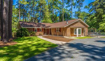 606 John Mcqueen Rd, Aberdeen, NC 28315