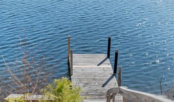 20 Boat Cove Rd, Alton, NH 03810