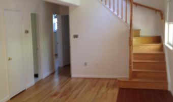 7017 MURRAY Ln, Annandale, VA 22003