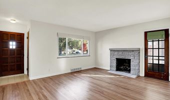 37 Maxwell Rd, Indianapolis, IN 46217