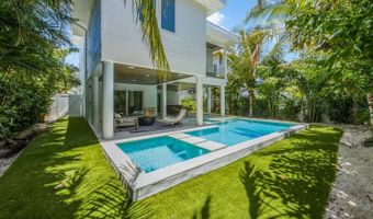 870 N SHORE Dr, Anna Maria, FL 34216