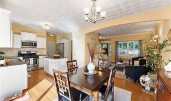 132 Julian Rd, Warwick, RI 02889