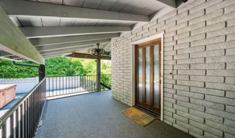 3317 Riverside Dr, Anderson, CA 96007