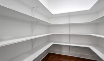 4917 ERIE St, Annandale, VA 22003